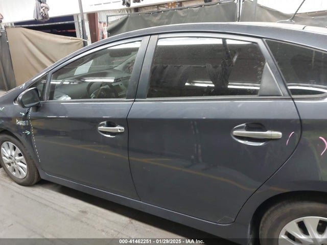 Toyota Prius Plug-in Advanced 2015 JTDKN3DP8F3069433 Image 14