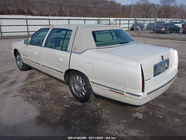 1997 CADILLAC DEVILLE 1G6KF5490VU232422 Photo 2