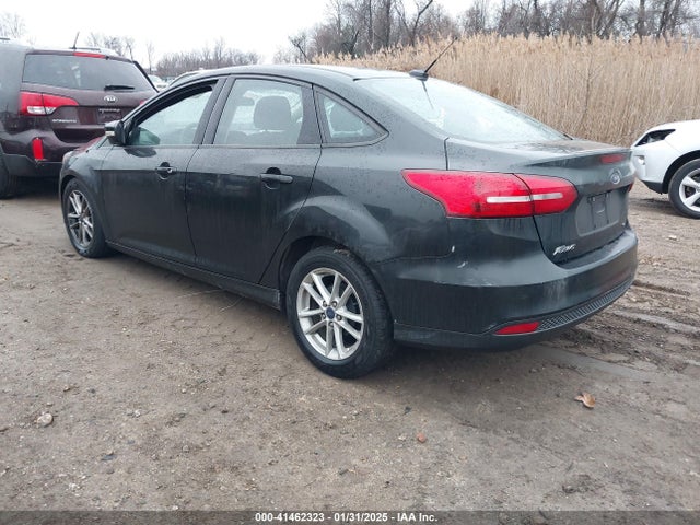 Ford FOCUS SE 2015 1FADP3F2XFL365046 Image 3