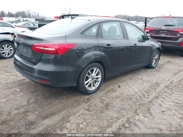 Ford FOCUS SE 2015 1FADP3F2XFL365046 Image 4