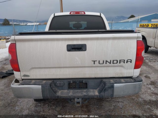 5TFDY5F19FX483320 Toyota Tundra Sr5 5.7l V8