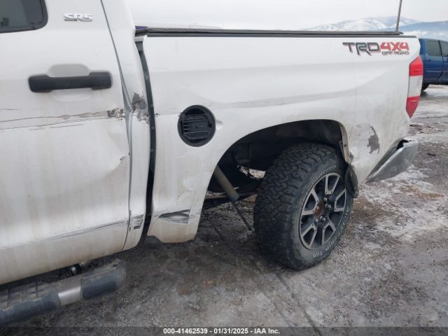 5TFDY5F19FX483320 Toyota Tundra Sr5 5.7l V8