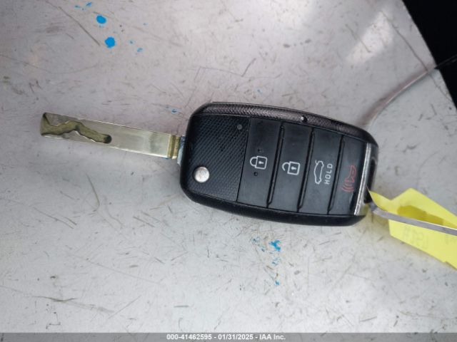 3KPA25AD5NE481956 KIA Rio 5-door S