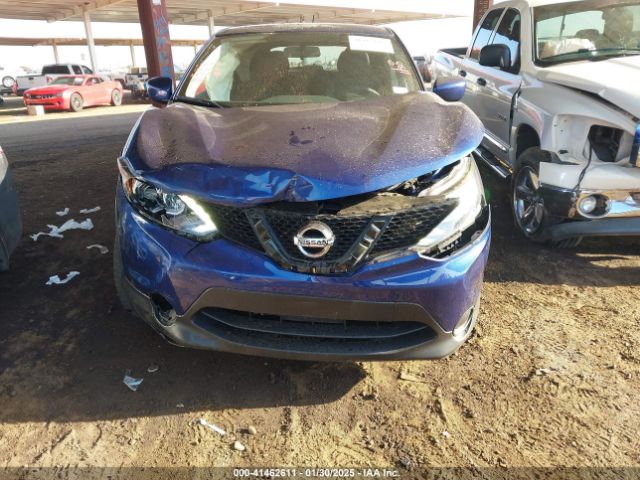 JN1BJ1CP0HW004324 Nissan Rogue Sport S