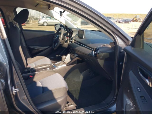 3MYDLBYV2JY302063 Toyota YARIS IA