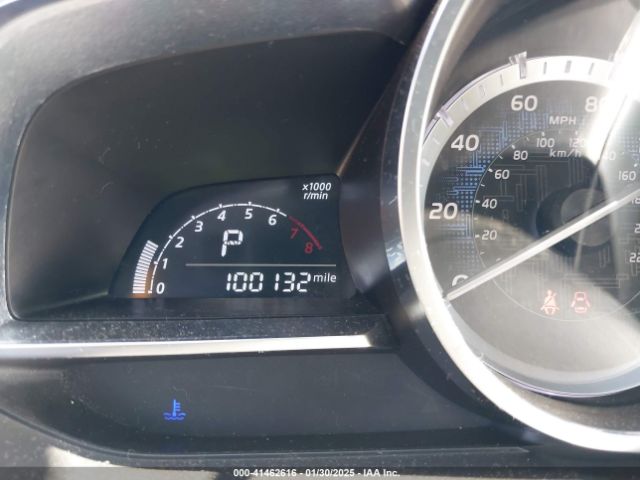3MYDLBYV2JY302063 Toyota YARIS IA