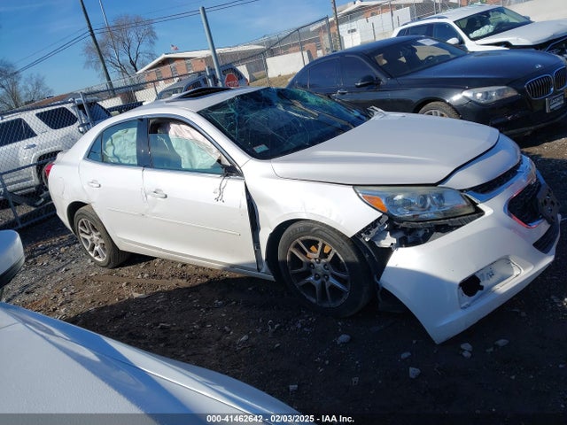 Chevrolet MALIBU 1LT 2015 1G11C5SL5FF235234 Image 13