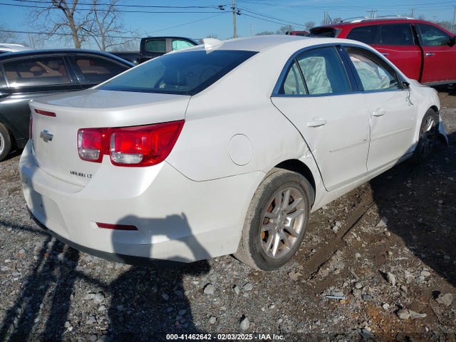 Chevrolet MALIBU 1LT 2015 1G11C5SL5FF235234 Image 4