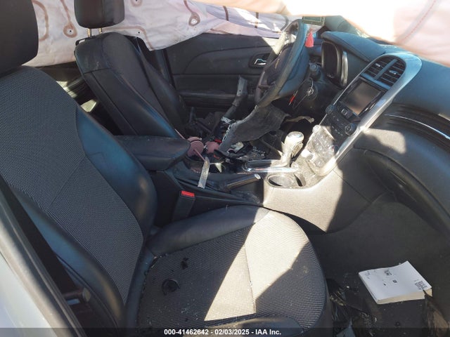 Chevrolet MALIBU 1LT 2015 1G11C5SL5FF235234 Image 5