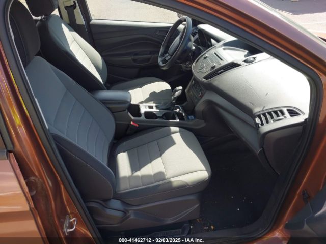 1FMCU0F72HUA62019 Ford ESCAPE S