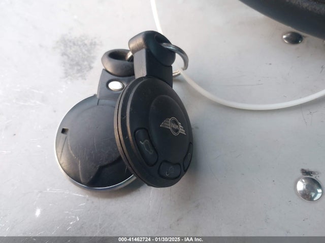 2010 MINI COOPER S WMWMF7C57ATW89743 Photo 10