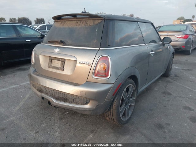 2010 MINI COOPER S WMWMF7C57ATW89743 Photo 3