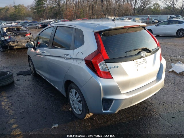 Honda FIT LX 2016 JHMGK5H53GS002151 Image 3