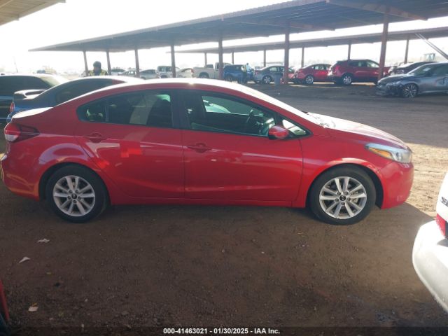 3KPFL4A7XHE022076 KIA FORTE S