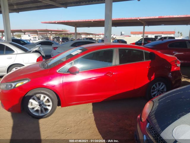3KPFL4A7XHE022076 KIA FORTE S