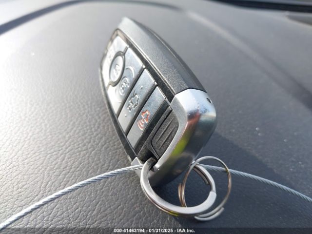3FA6P0RU9JR120589 Ford Fusion Hybrid Titanium