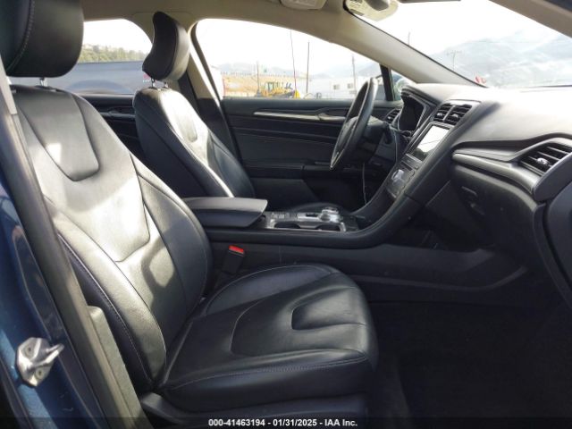 3FA6P0RU9JR120589 Ford Fusion Hybrid Titanium