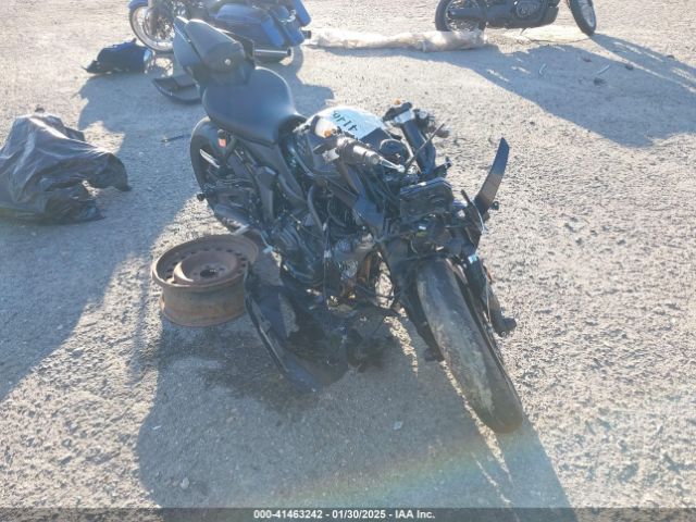 2022 YAMAHA YZFR7 JYARM38E7NA004136