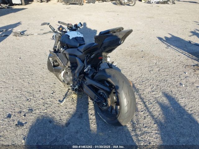 2022 YAMAHA YZFR7 JYARM38E7NA004136 Photo 2
