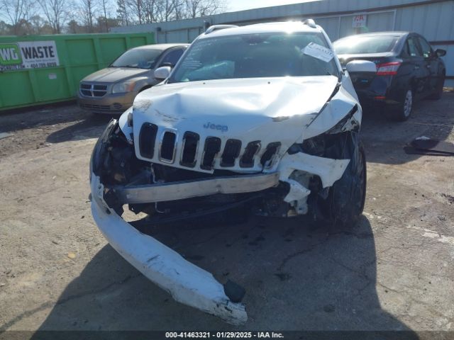 1C4PJLCS4FW579221 Jeep Cherokee Latitude