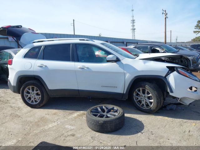 1C4PJLCS4FW579221 Jeep Cherokee Latitude