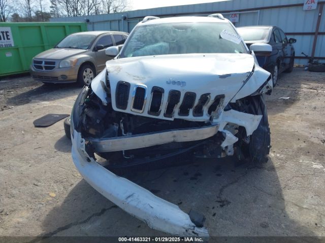 1C4PJLCS4FW579221 Jeep Cherokee Latitude
