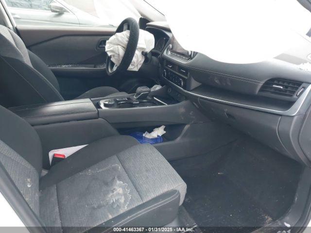 JN8AT3AB6MW206153 Nissan Rogue S Intelligent Awd