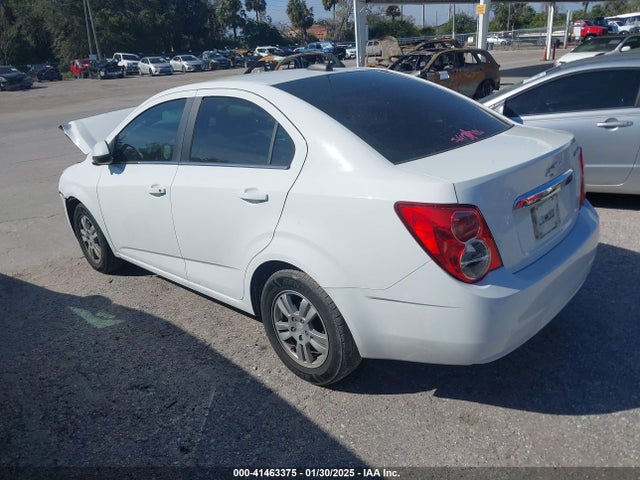 1G1JC5SG0F4155273 Chevrolet Sonic Lt Auto