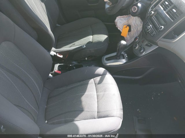 1G1JC5SG0F4155273 Chevrolet Sonic Lt Auto