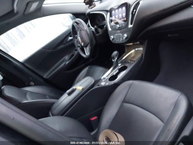 1G1ZD5ST2MF048983 Chevrolet Malibu Fwd Lt