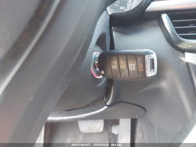 5XXGT4L34JG215786 KIA Optima Lx