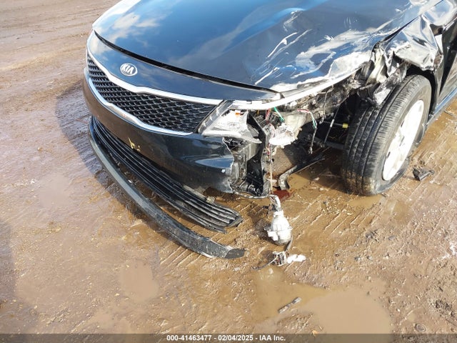 5XXGT4L34JG215786 KIA Optima Lx