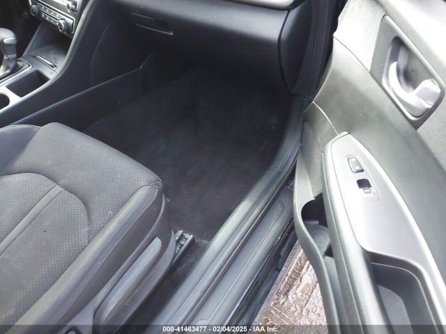5XXGT4L34JG215786 KIA Optima Lx