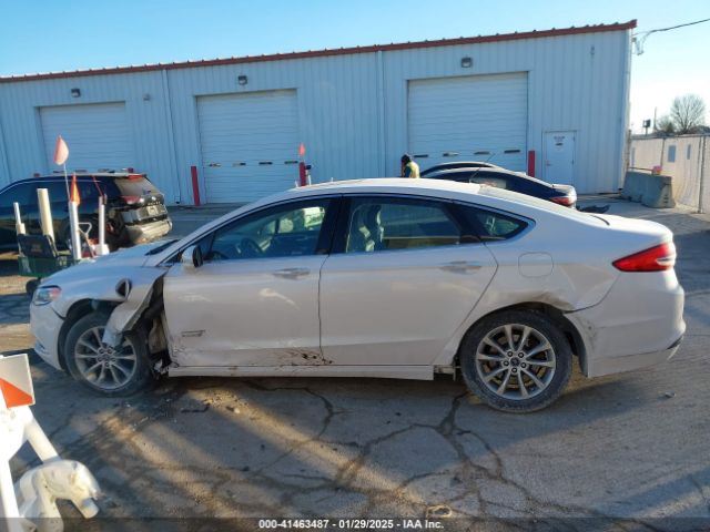 3FA6P0PU5HR153750 Ford Fusion Energi Se Luxury