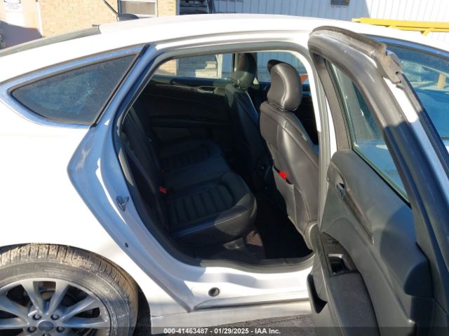 3FA6P0PU5HR153750 Ford Fusion Energi Se Luxury