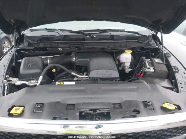 1C6RR7LGXPS517035 RAM 1500 Classic Slt  4x4 5'7 Box