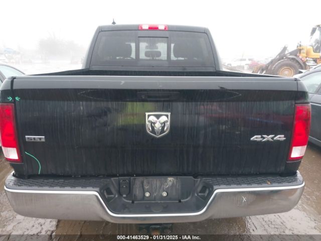 1C6RR7LGXPS517035 RAM 1500 Classic Slt  4x4 5'7 Box