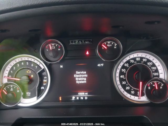 1C6RR7LGXPS517035 RAM 1500 Classic Slt  4x4 5'7 Box