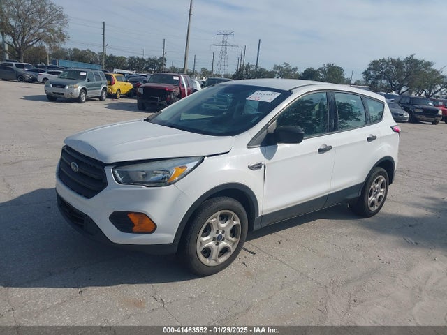 Ford ESCAPE S 2017 1FMCU0F70HUB82451 Image 2