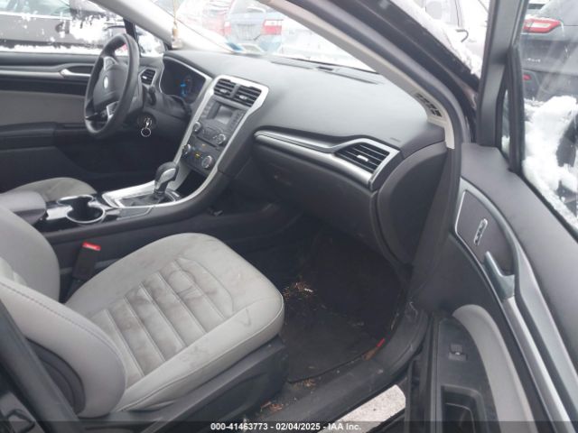 1FA6P0G73F5130882 Ford FUSION S