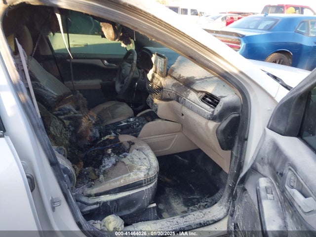1FMCU0H62LUB45303 Ford ESCAPE SEL
