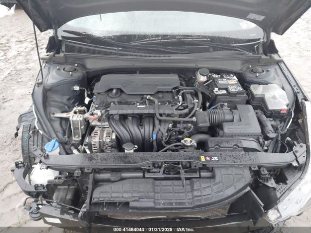 5NPLM4AGXPH090971 Hyundai ELANTRA SEL