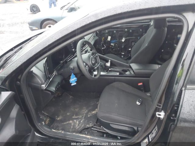 5NPLM4AGXPH090971 Hyundai ELANTRA SEL