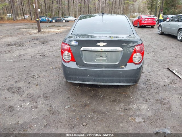 1G1JC5SH8E4234634 Chevrolet Sonic Lt Auto