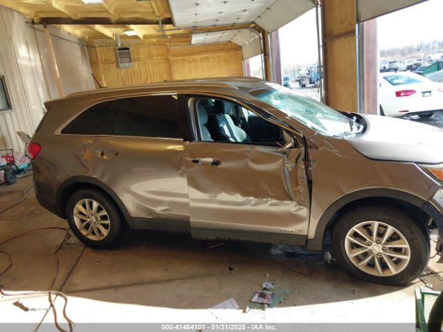 5XYPGDA56HG208367 KIA Sorento 3.3l Lx
