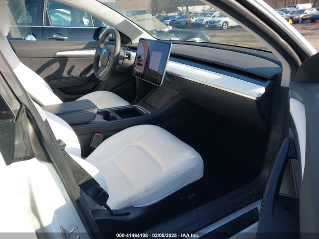 2021 TESLA MODEL 3 5YJ3E1EB1MF056759 Photo 4