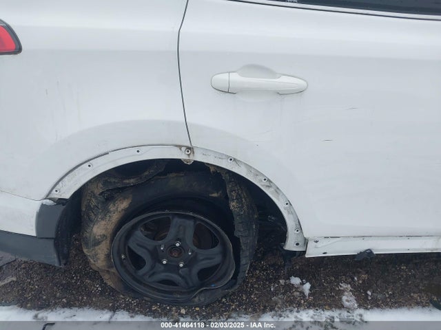 JTMBFREV3HJ167104 Toyota RAV4 LE