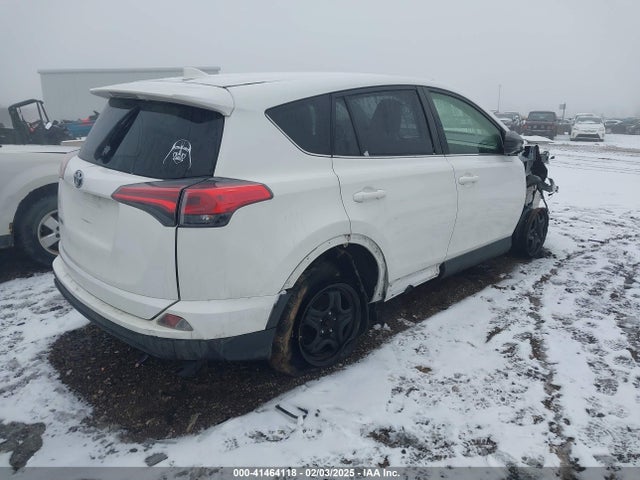 JTMBFREV3HJ167104 Toyota RAV4 LE
