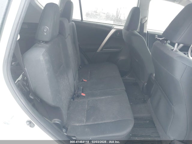JTMBFREV3HJ167104 Toyota RAV4 LE