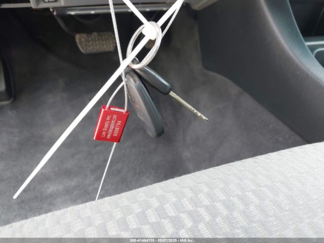 5TFLU4EN8FX128967 Toyota Tacoma Base V6